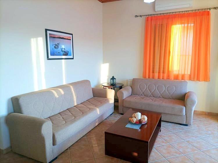 Lourantos Bayside Apartments Вати Экстерьер фото