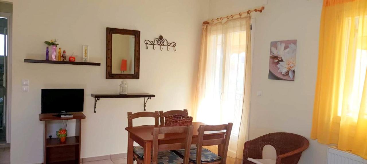 Lourantos Bayside Apartments Вати Экстерьер фото